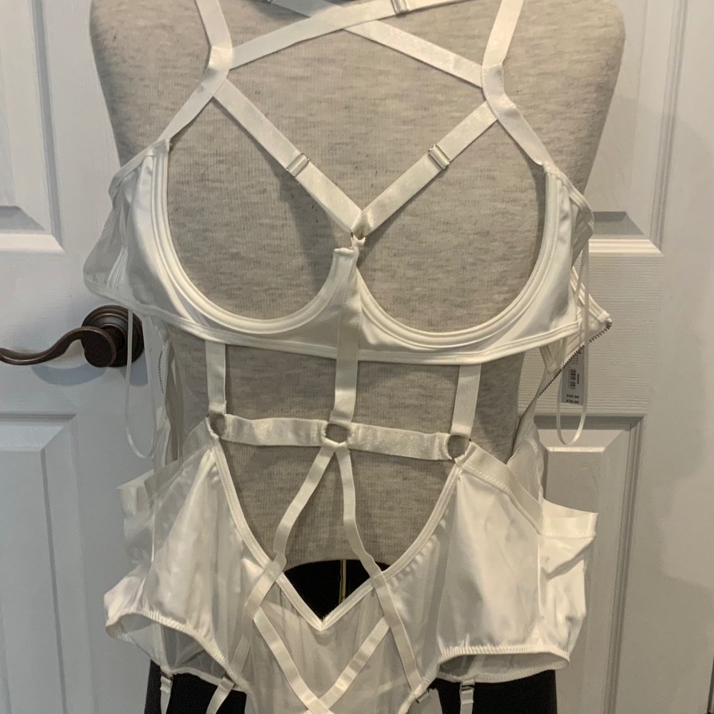 Ann summers NWT strappy white bondage minx Crotchless body